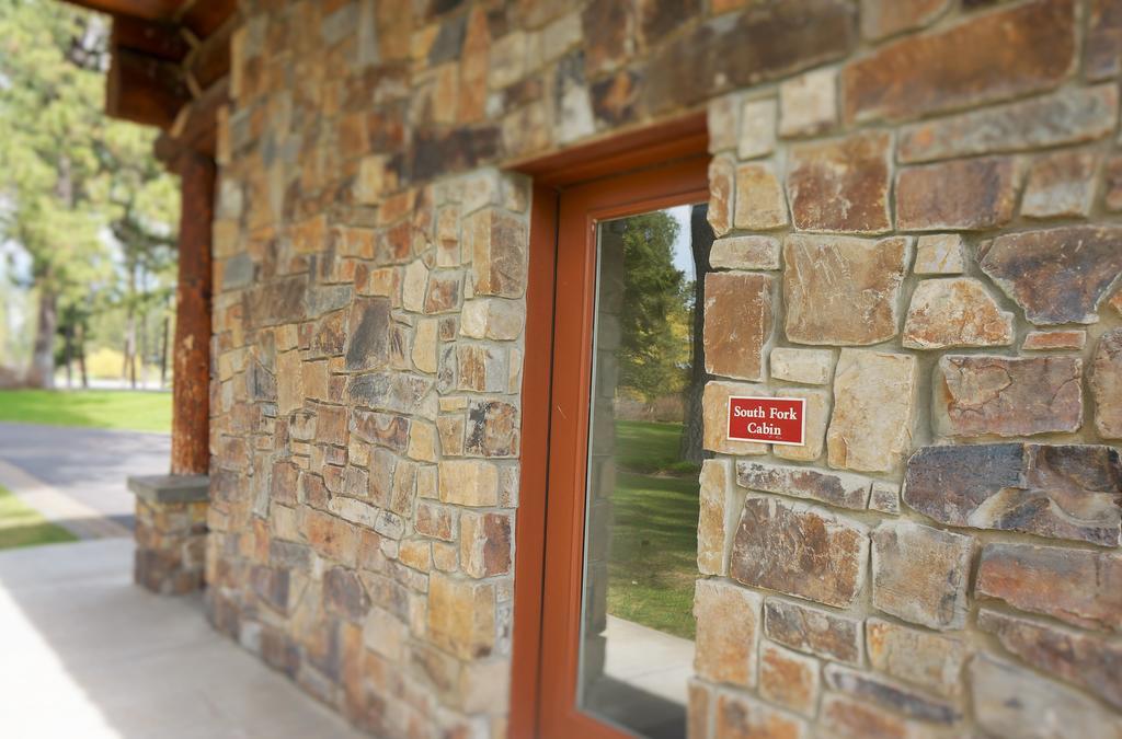 Glacier Mountain Lodge Columbia Falls Δωμάτιο φωτογραφία